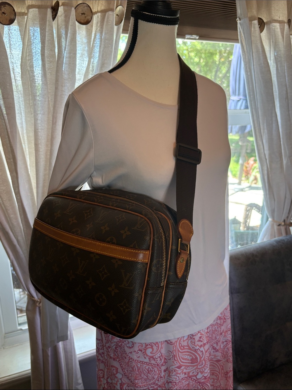Louis Vuitton Monogram Canvas REPORTER Bag PLUS WALLET  in Brown and Tan EUC!! - Picture 4 of 17